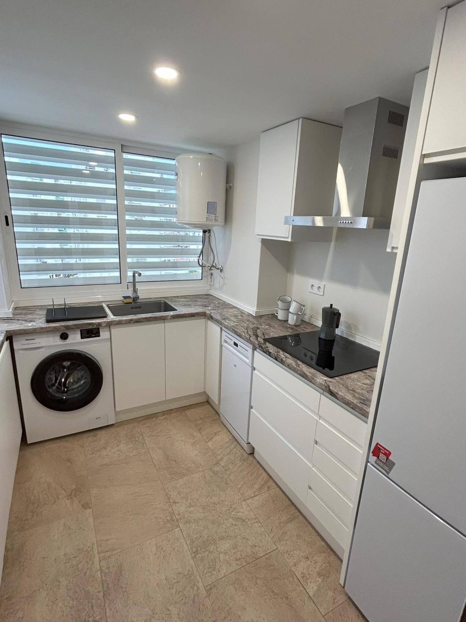 Apartamento Gandia Playa 150M Playa Con Parking Privado Y Piscina Playa de Gandia Kültér fotó