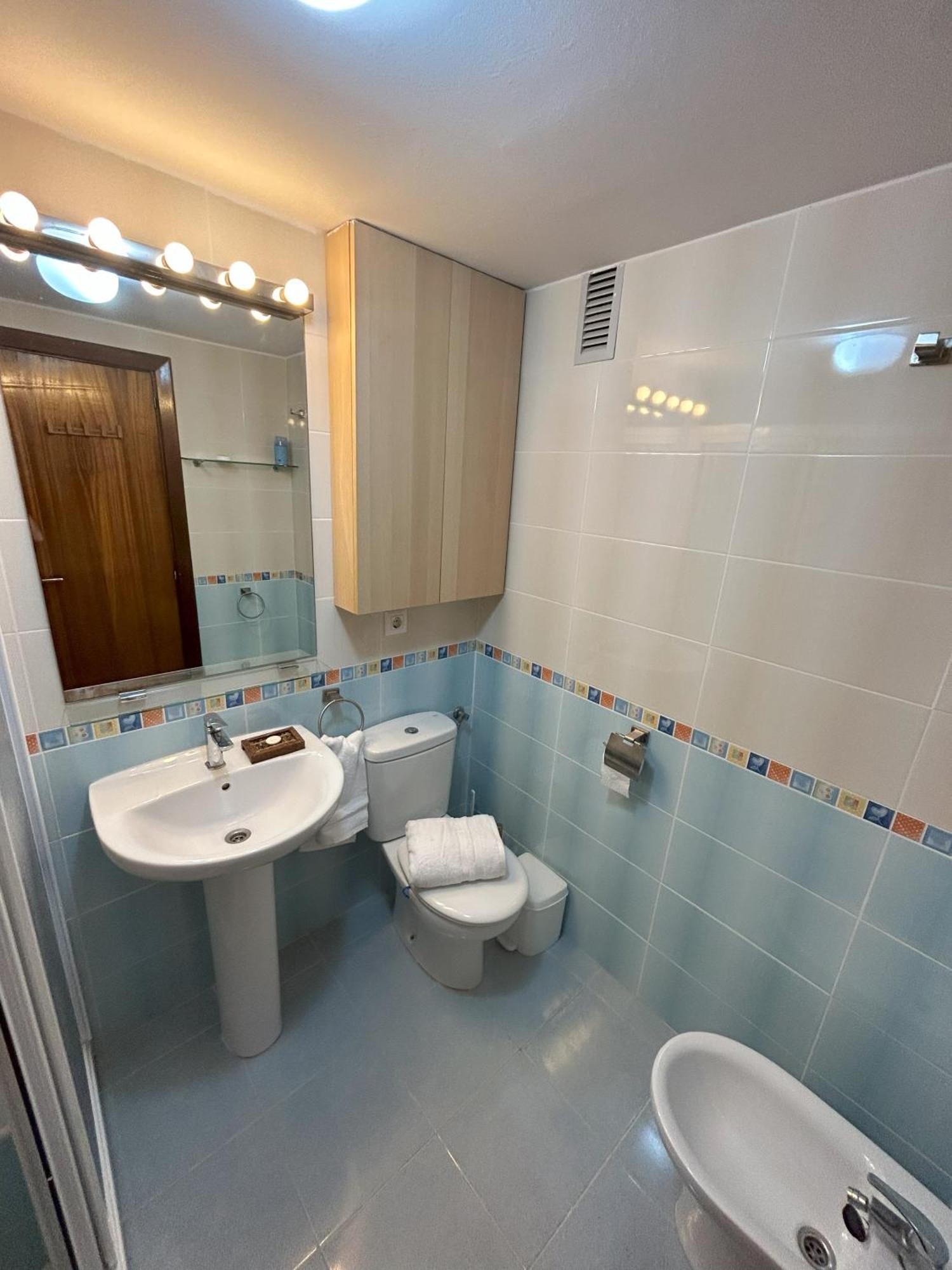 Apartamento Gandia Playa 150M Playa Con Parking Privado Y Piscina Playa de Gandia Kültér fotó