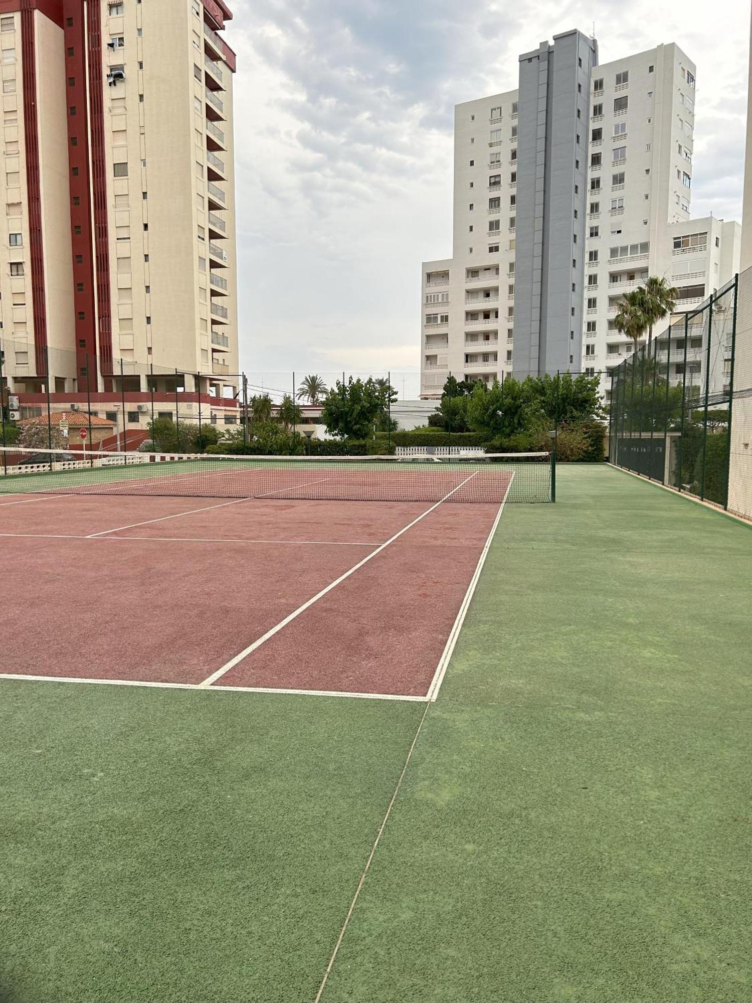 Apartamento Gandia Playa 150M Playa Con Parking Privado Y Piscina Playa de Gandia Kültér fotó